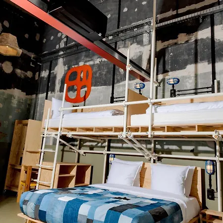 Jam Hotel 3*